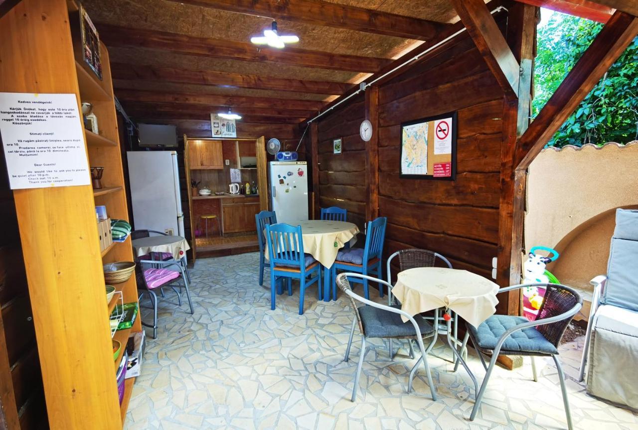 Family Vendeghaz Hotel Hajduszoboszlo Exterior photo